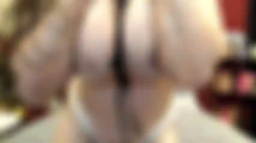 (GS.507) GoldieStar performs in GOLD SHOW (Calling all in the room by name...) 14:54 Minutes. GILF, Interactive Toy, Bare Feet, Squirting, Big Tits, OIL, Closeups, Anal, DP (4/9/2022)