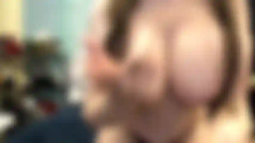 (GS.582) GoldieStar performs in GOLD SHOW - 9 Minutes. Big Tits, GILF, Squirting, Bare Feet, Anal, Riding (5/26/2022)