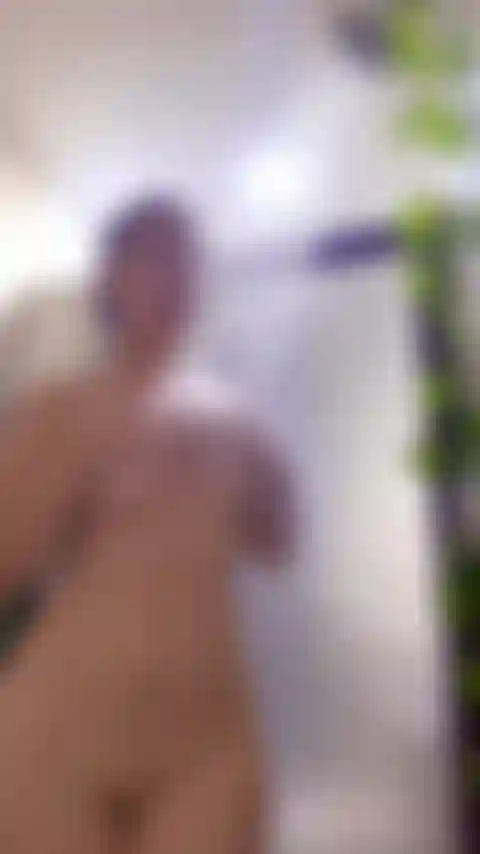 COME TO MY SHOWER HONEY