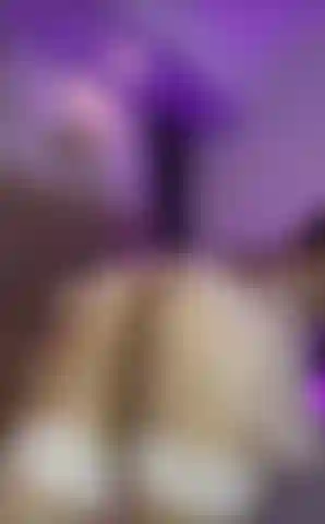 DO YOU LIKE MY CUTE STOCKINGS?