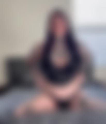 Hot goth slut gives joi.