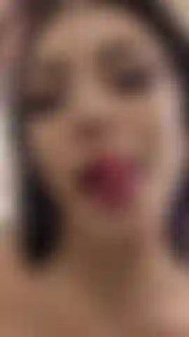 hungry for a big cock ...feed me