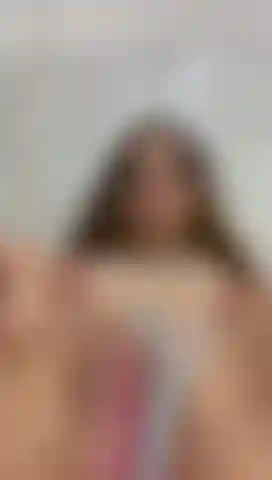 sexy face fingering faster