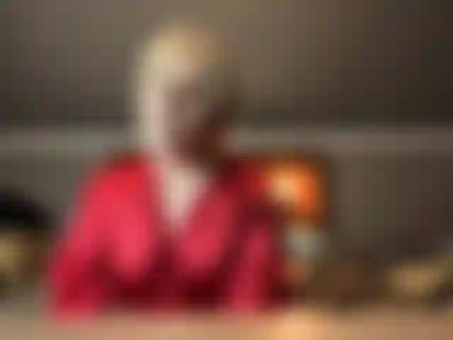 Trying to explain what my room/live is like :)