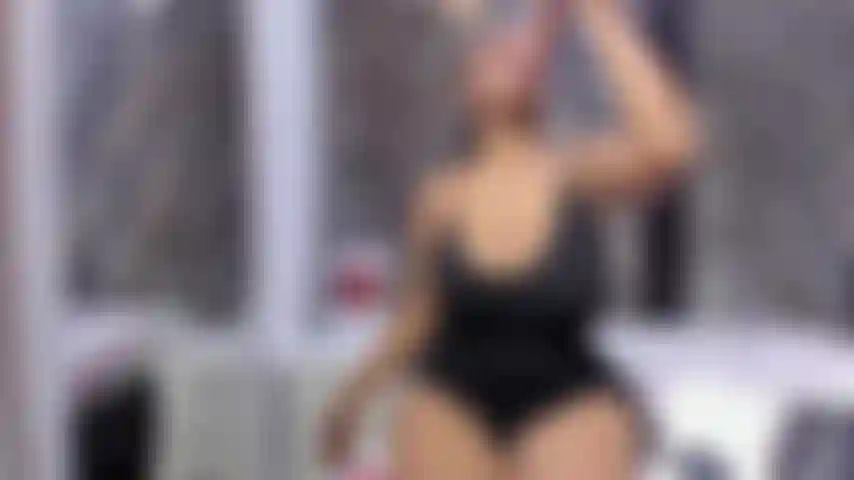 Delicious blowjob and more embarrassment!