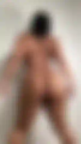 Nude Twerk