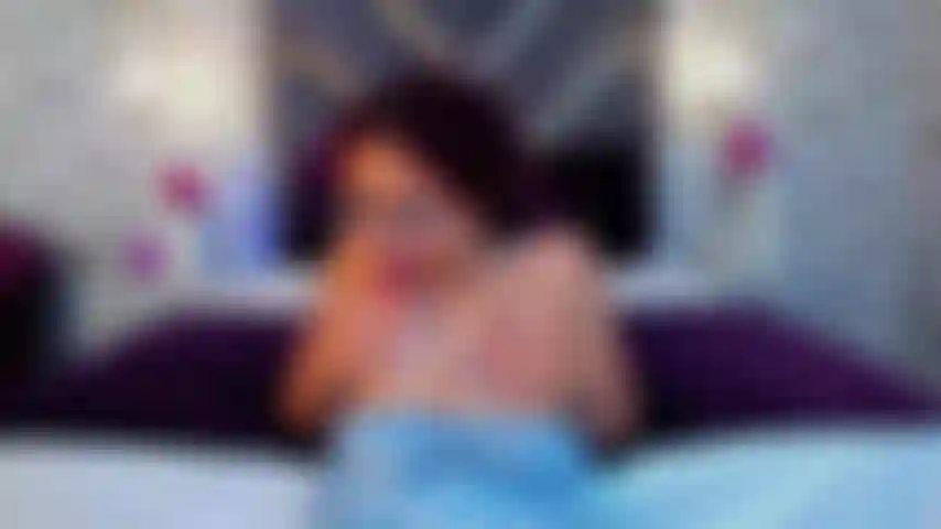 Close your eyes and fuck my sexy body in your mind, until you can't take it anymore.