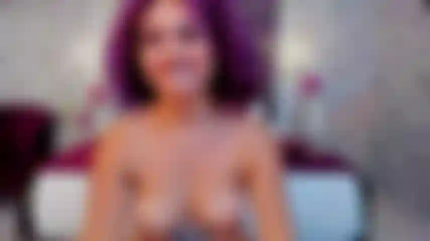 I was so horny i needed something deeper... I put it in slowly, feeling every centimeter, and ended up moaning from pure pleasure. Do you want to see me fuck my ass like a good naughty girl? This video is for you...