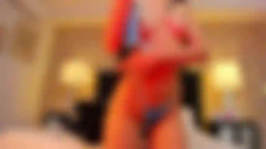 Cream all over my body and play with my pussy, stimulate my ass