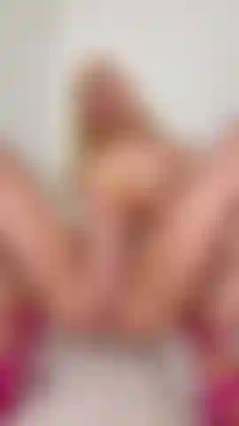 CLOSE UP dildo fuck and ride, from the front back. 🤤 I have nothing on… besides my heels!  Cucks, you will also like this one, you are right at my feet watching me take cock. Full nude + penetration 2:40 mins long