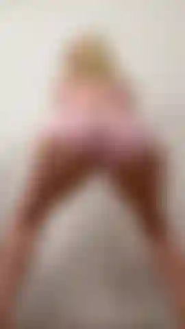 Working out gets me so horny…  I was just doing some squats and got so turned on knowing you were watching, that I had to fuck my pussy! Ridding from the front and back, missionary, POV under me… this video is so hot.🥵 So, will you be my workout partner?  I know you love staring at my ass and stretching me out.. Full nude + penetration 🎥15 mins long