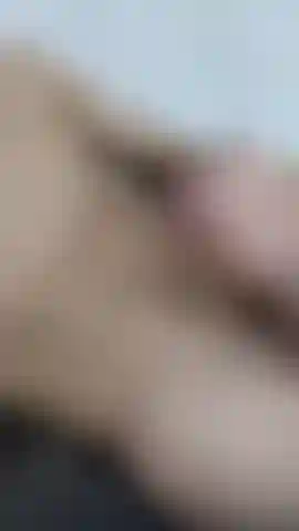 One glimpse, thats all you get.