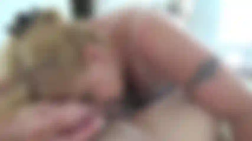 Met a guy while on vacation and brought him back to the room for some fun. He blew a huge load in my mouth and I couldn't help but eat up all his creamy cum :)