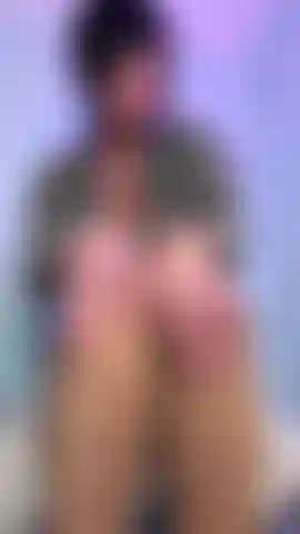 Skin color pantyhoose sexy teasing.