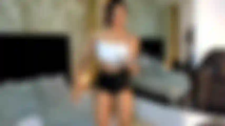 Short session of biceps curl with weights