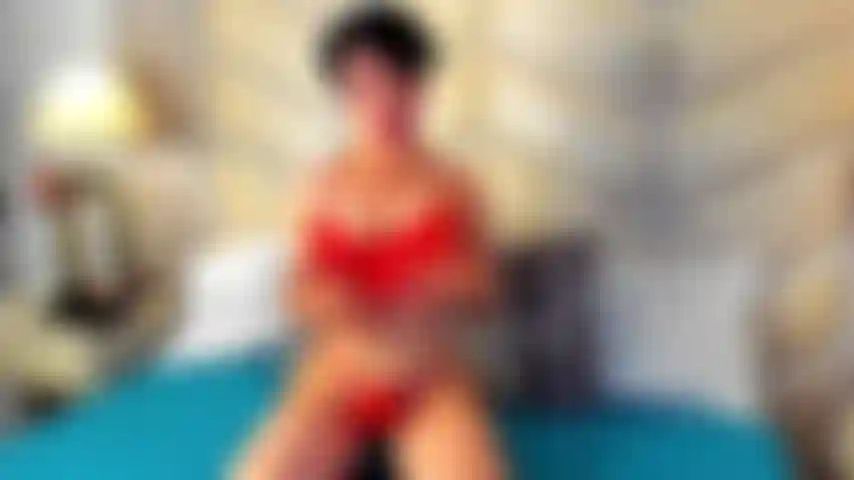 BLOWJOB AND MISSIONARY WITH DILDO!