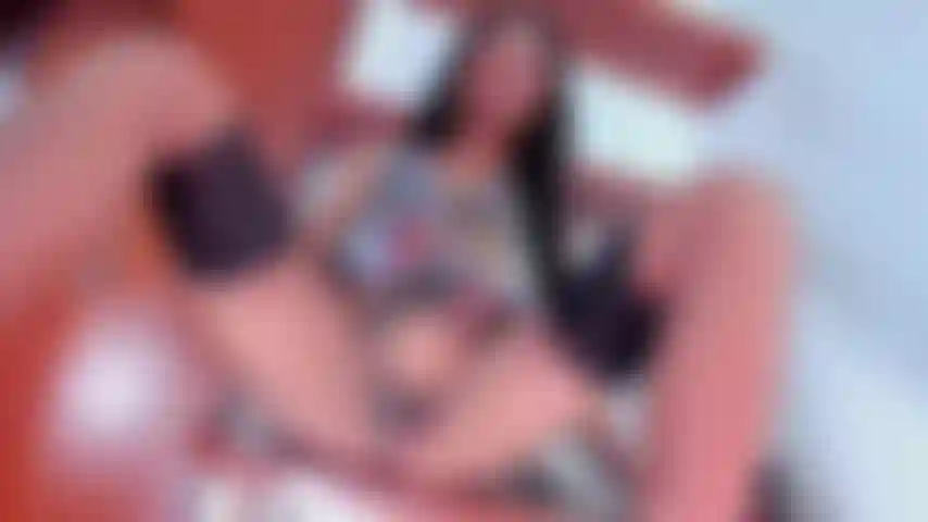 I cum deliciously all over myself