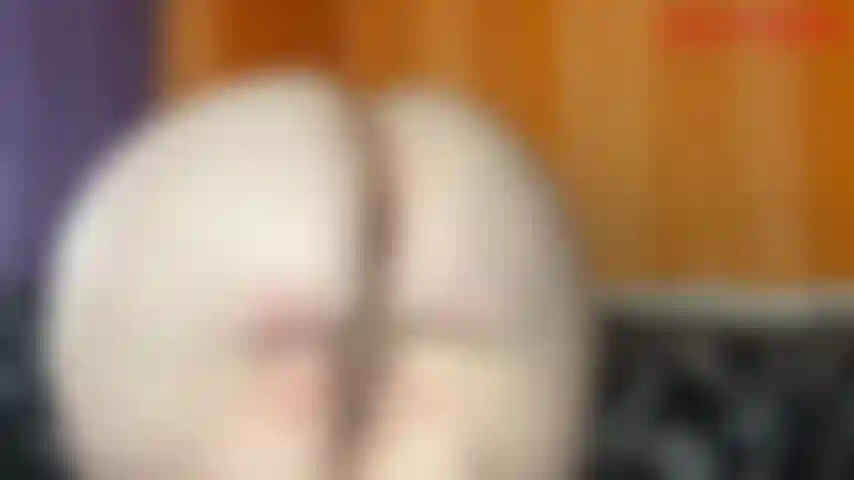 Lick Your Screen Loser-You are so obsessed with Jackieâs big fat ass, but you know you can never satisfy a woman like Jackie! Jackie tells you what a pathetic loser you are, youâre worthless youâre nothing, before bending over in spreading her holes...