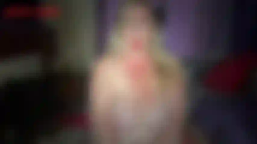 Bubble Gum Freak 2-Jackie is at it again with eight large pieces of double bubble bubble gum all chewed up in her sexy mouth. In this clip Jackie wriggles her tongue, licks her nipples, and snaps her gum several times before blowing huge sticky bubbles ..