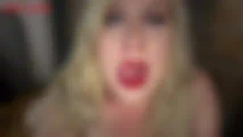 Please Cum on My Face-Jackie is sitting up close to the camera in this clip looking into your eyes and begging for your load. Donât disappoint her, Jackie is desperate for your cum!
