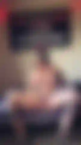 A little full body finger fuck boomerang in my big clear pleasers and a too tiny bikini lol