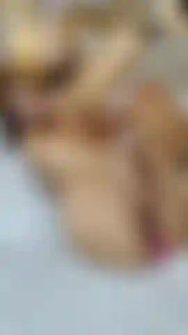 masturbating my pussy