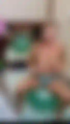 Let me tell you about the last time I was fucked while I play with myself