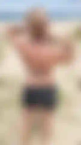 Beach risky play. Fingering and pussy fucking on the beach.