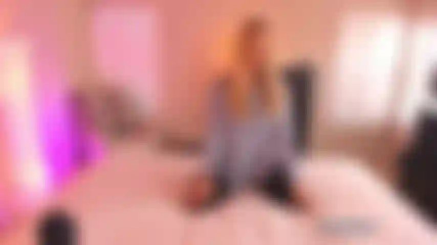 More fun JOI Games using ASMR and my ass. Dirty talk and encouraging you to cum for me. Teasing, flashing, twerking and spreading.