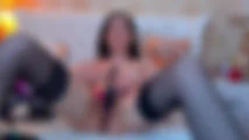 Watch me play with my domi until i orgasm !