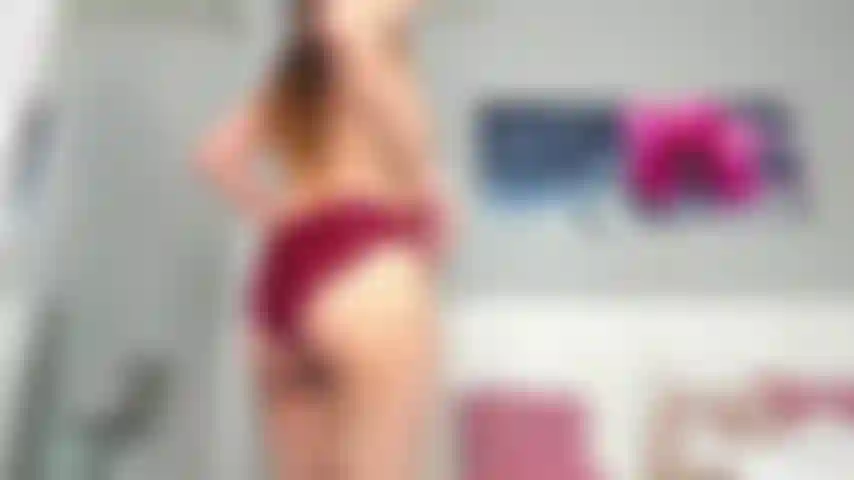 Just me having fun while i fuck my ass !