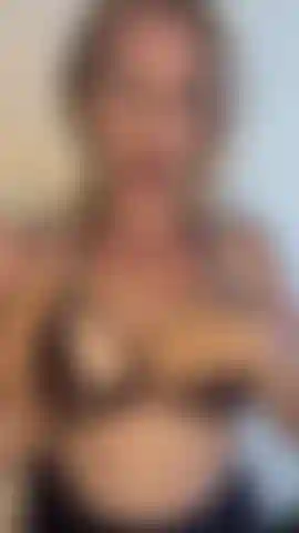 Watch me oil my tits up and play with them!