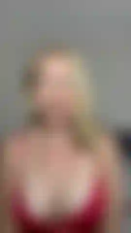 What makes a JOI video better.... a StepMum JOI :P