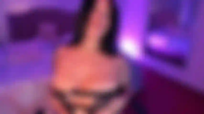 Busty babe playing with big boobs!