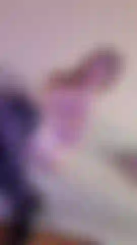 Awesome Stretching and hot pink pussy!