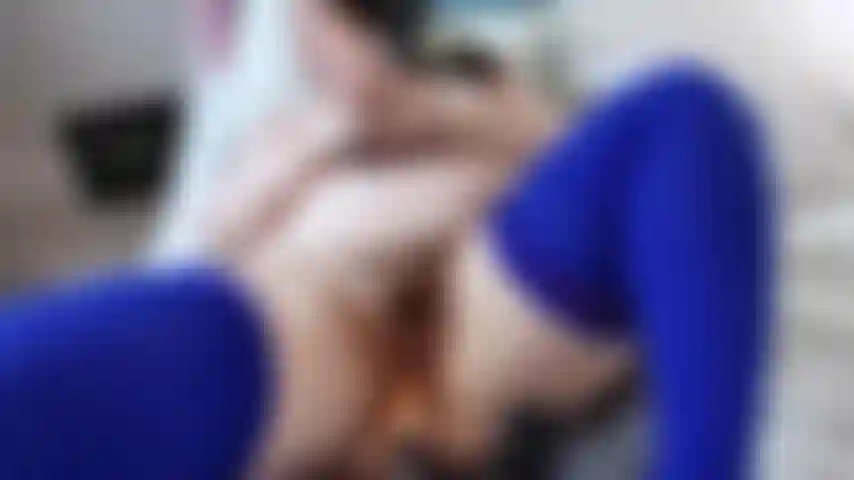 Squirt Babe Kaylee and her Fuck Machine