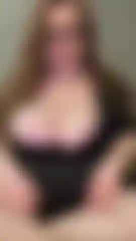 Fat slut begs you joi.