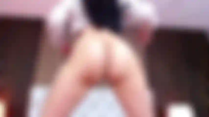 my hips, my ass and my pussy move to the rhythm of the music, come enjoy