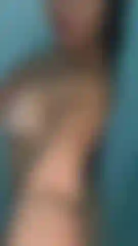 I love fucking under hot water