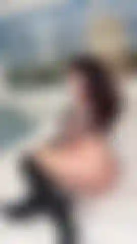 Rare explicit video of me showing off my pussy and arsehole in doggy wearing my black thigh high boots.