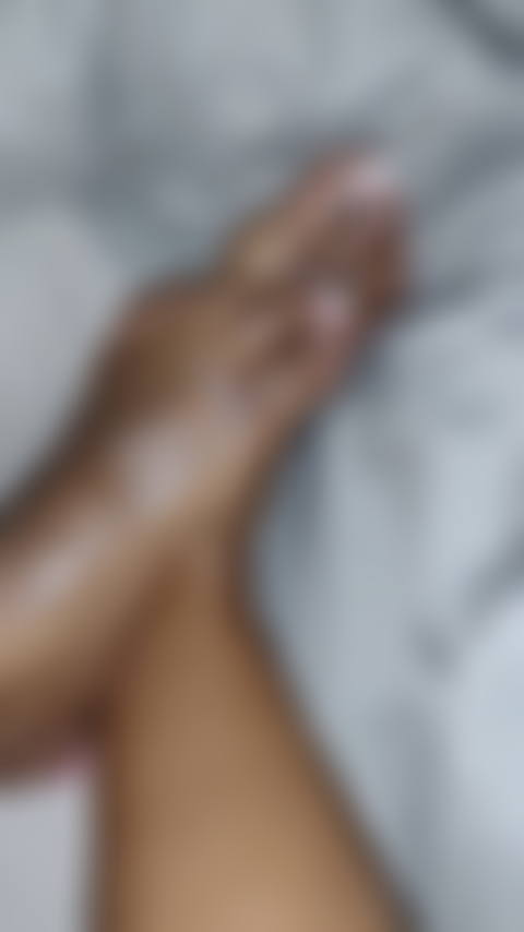 Cum Foot massage