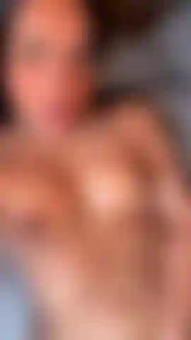 Watch me cumming for you while I’m playing with my pussy