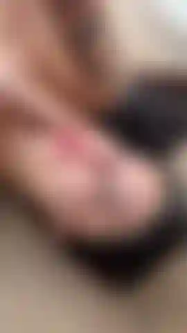 come have fun with my body, my pussy is burning with pleasure and my ass is very sensual