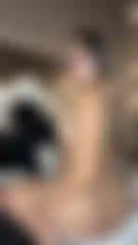 My hips move with a rhythm that hypnotizes... and my curves bounce just to give you the best show.