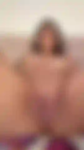I love the way my pussy sounds when I touch it while you watch me
