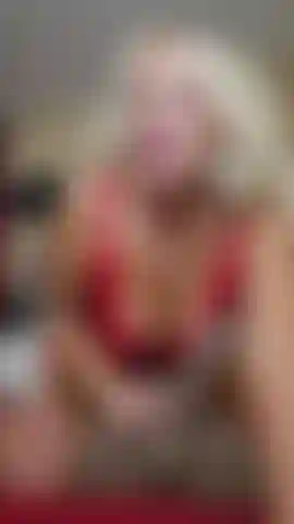 Cum see me suck an 11  inch blk cock!!!