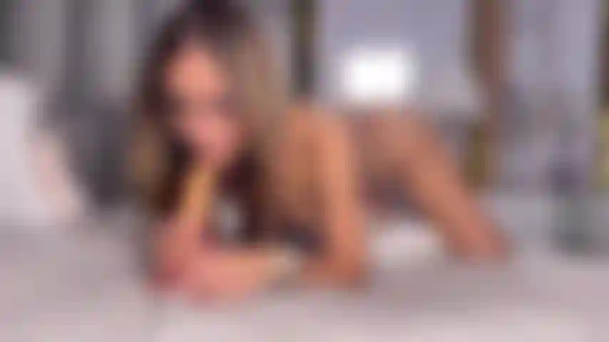 BLONDE LATINA SUCKS HER HUGE DILDO AND PENETRATES HARD HER PETTITE THROAT