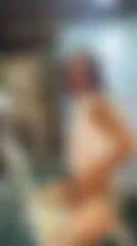 A sexy student getting hot while she plays with her pussy.