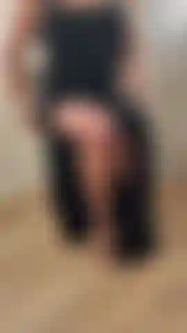 Sneak peek of a sexy photoshoot I did this weekend