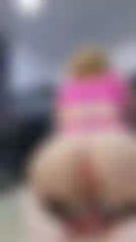 I LOVE PINKING MYSELF AND PUTTING YOUR DICK IN ME